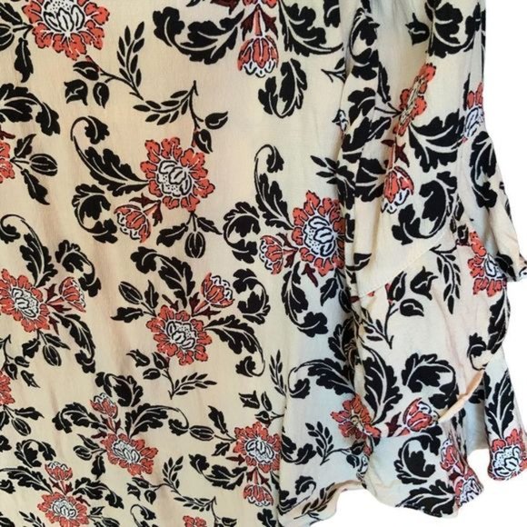 Express Floral Blouse Size Small Petite - Picture 4 of 5